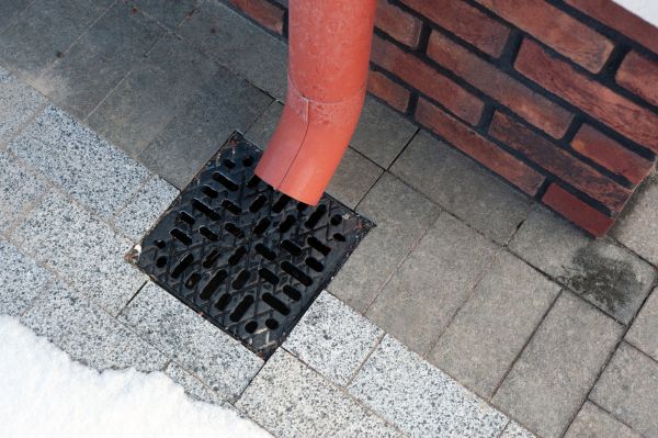 Cost of Downspout Drainage Service in Pasadena